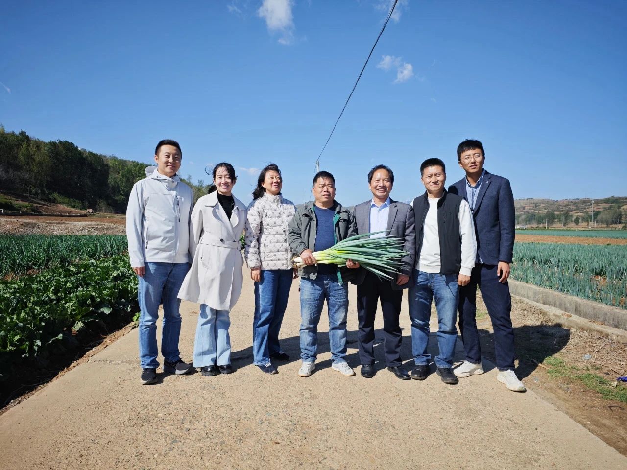 国开之旅记者团采访一村一2021级行政管理（乡村管理方向）专业学生朱德林